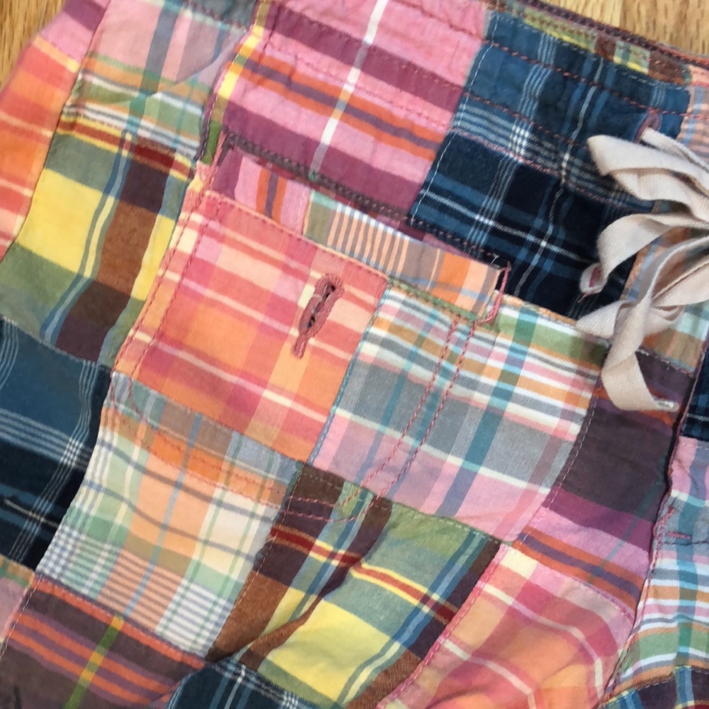 Super Cute Gap Patchwork Shorts - image 3